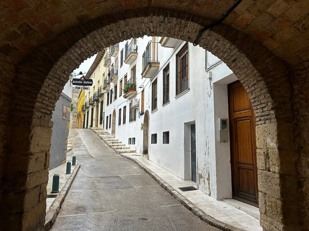 Portal de Sala景点图片
