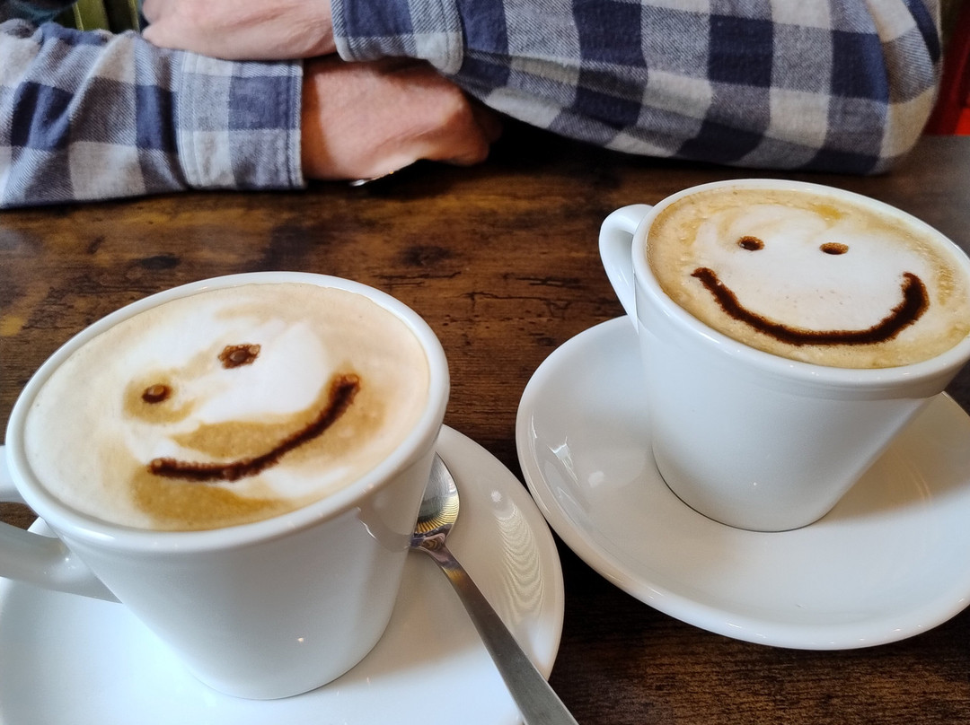 The Grind Corner Cafe & Lounge