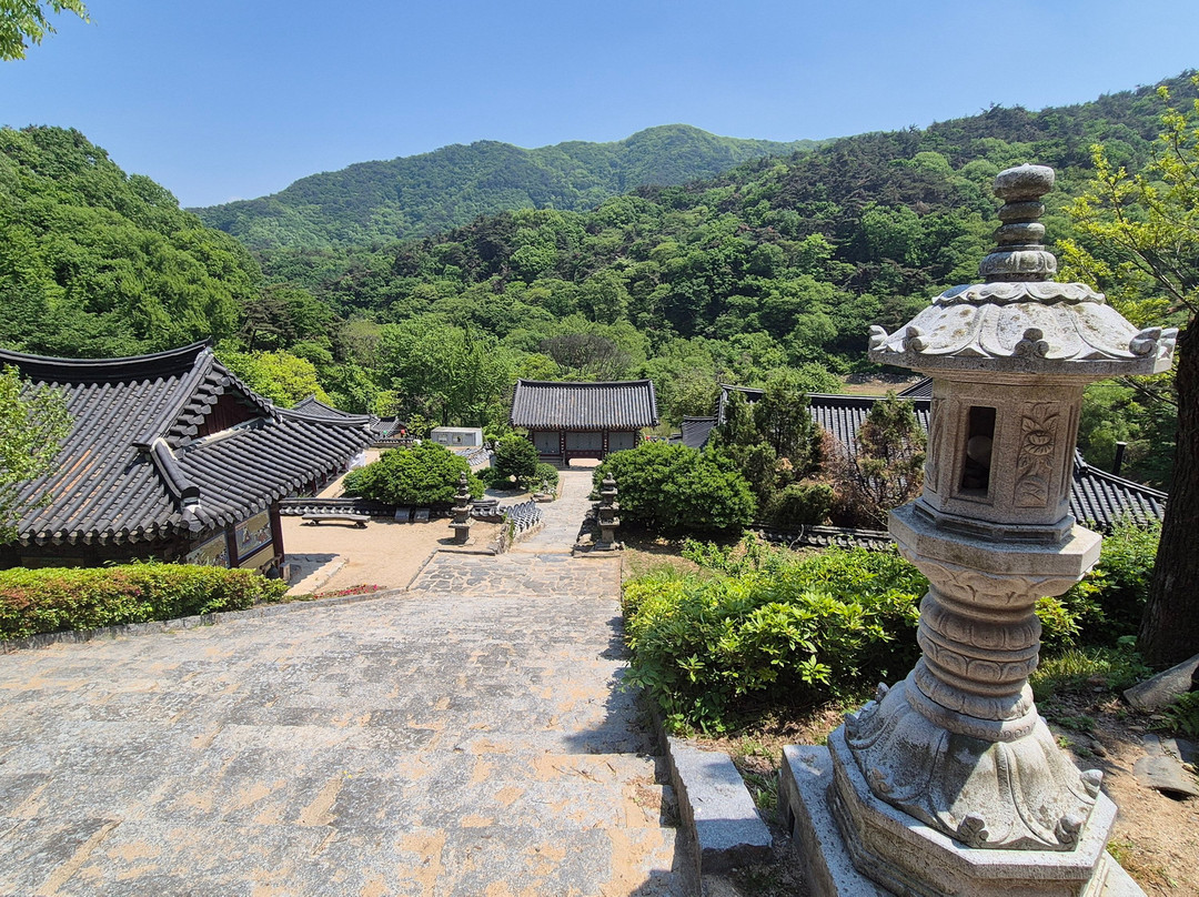 Seoknamsa-安城市必去景点