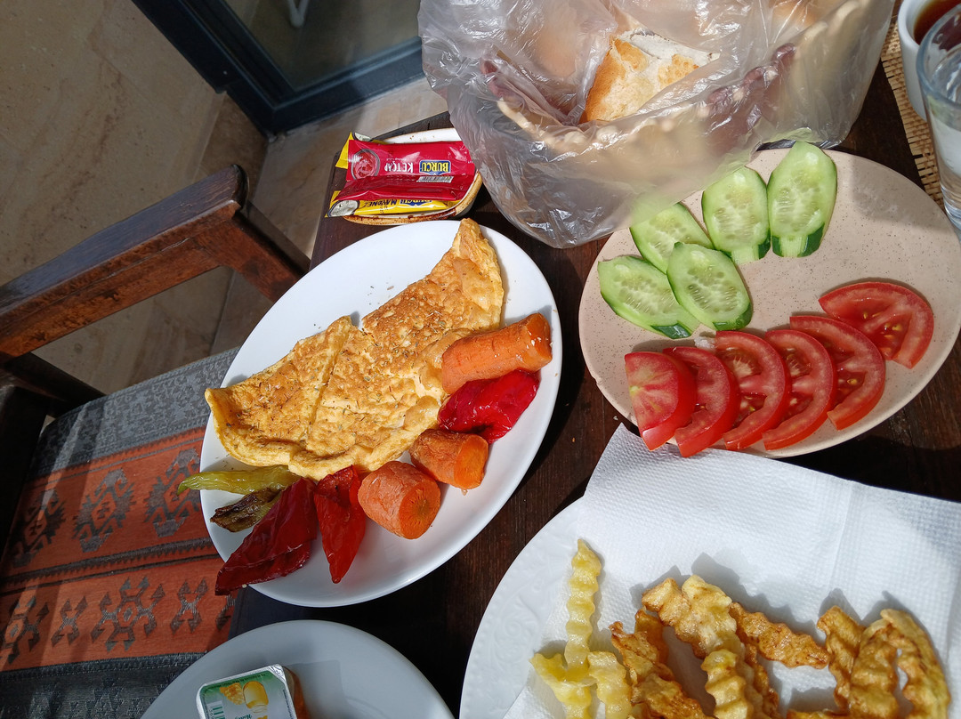 Azalea Terrace Hotel主图