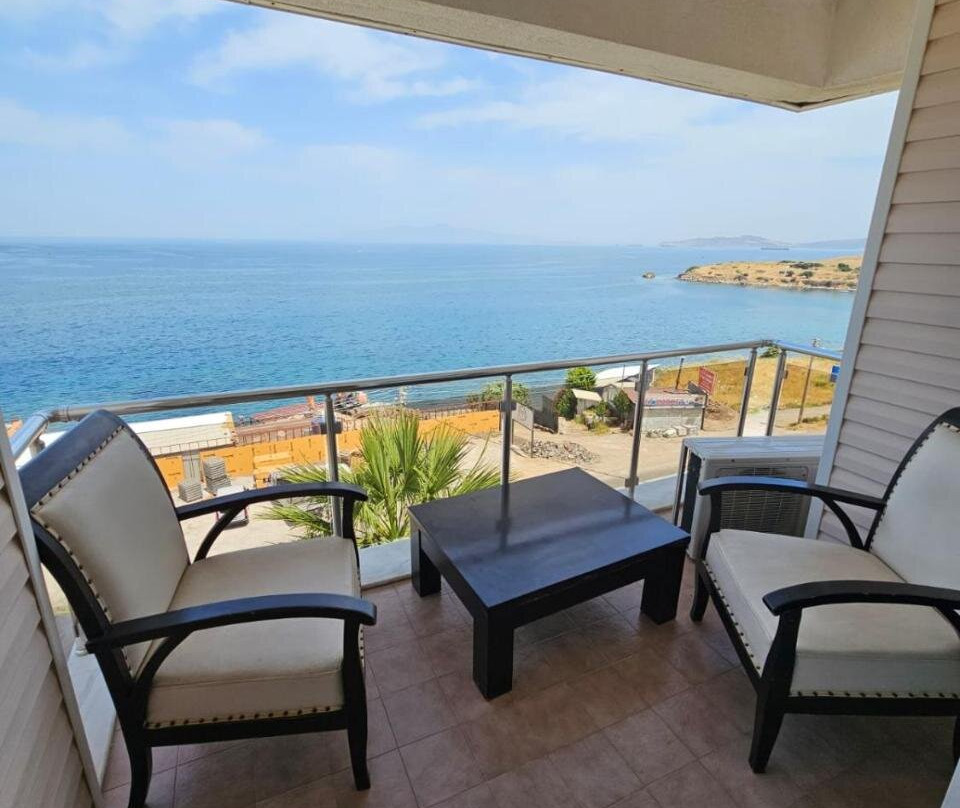 Yenifoca Ogretmenevi
