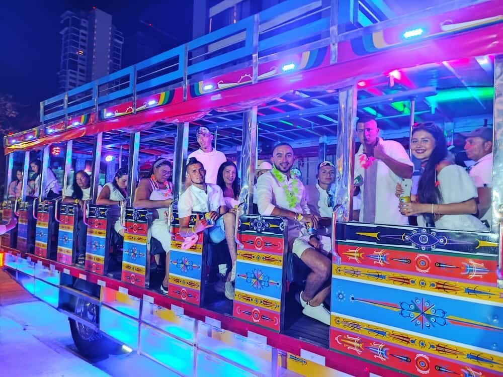 Rumba in Chiva-卡塔赫纳必去景点