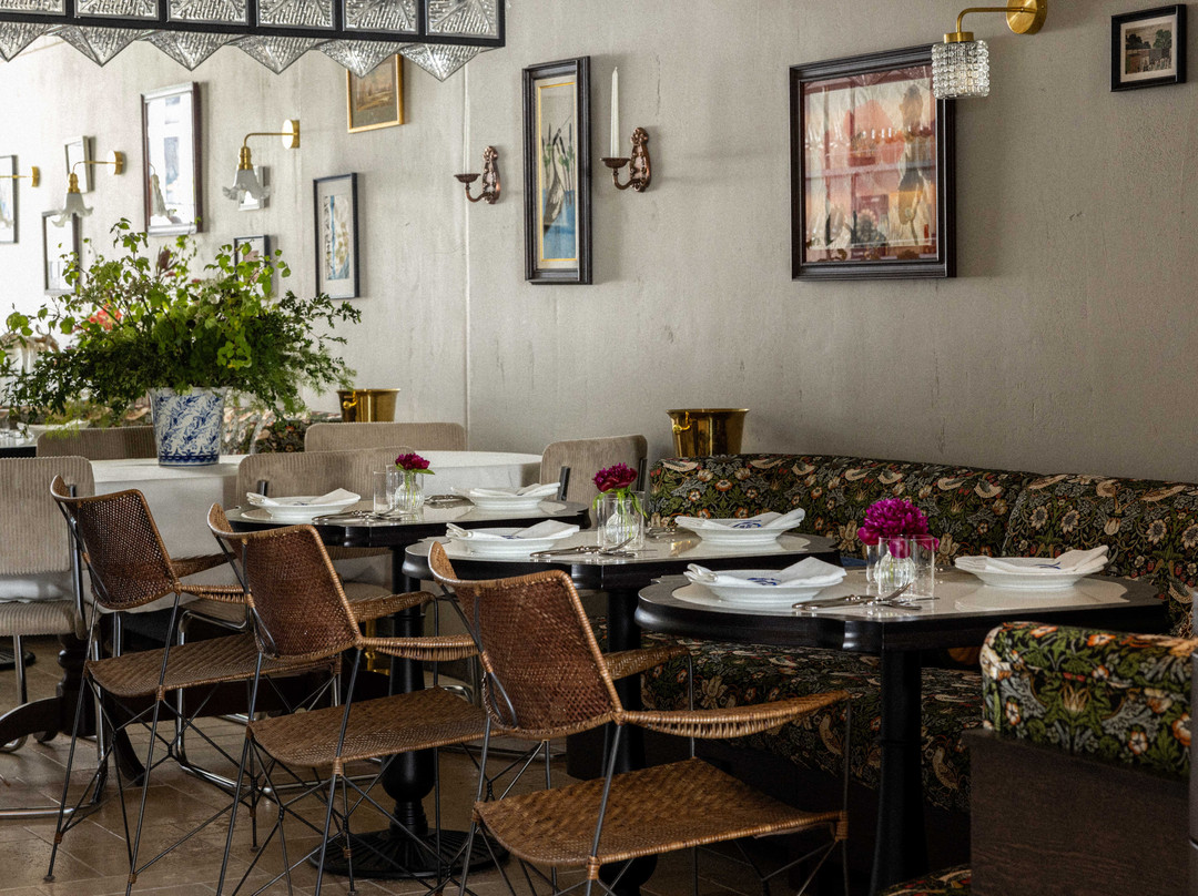 Anna Bistro主图