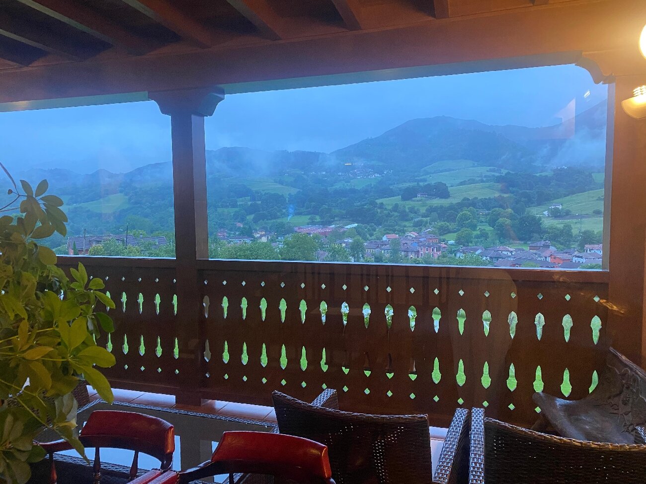 Hotel & Spa Villa de Mestas-官方