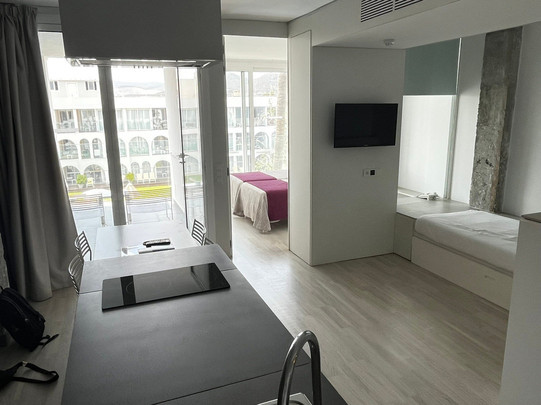 Ébano Hotel Apartments & Spa主图