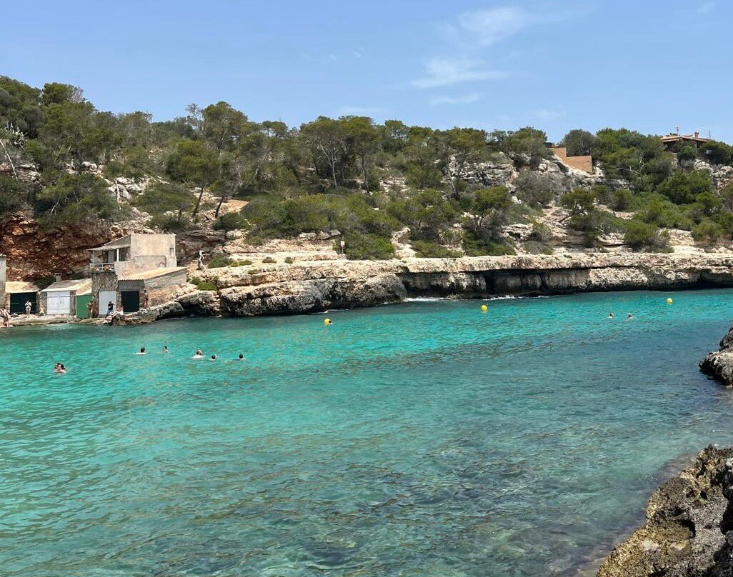 Cala Llombards-桑塔尼必去景点