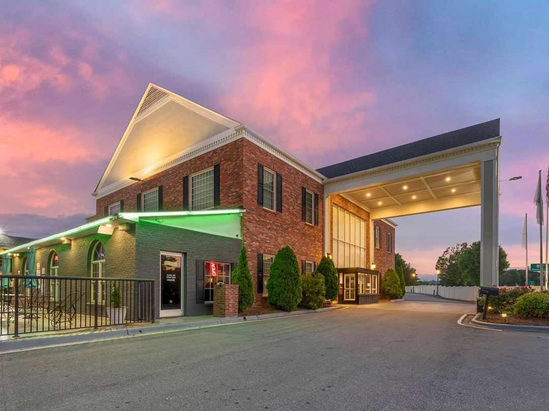 亨德森维尔酒店住宿-Best Western Hendersonville Inn