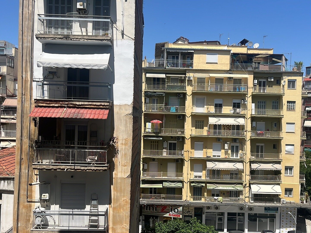 安蒂冈城市时髦酒店主图