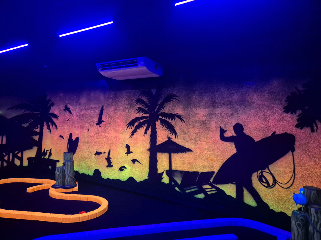 Tahiti Mini Golf-Le Barcares必去景点