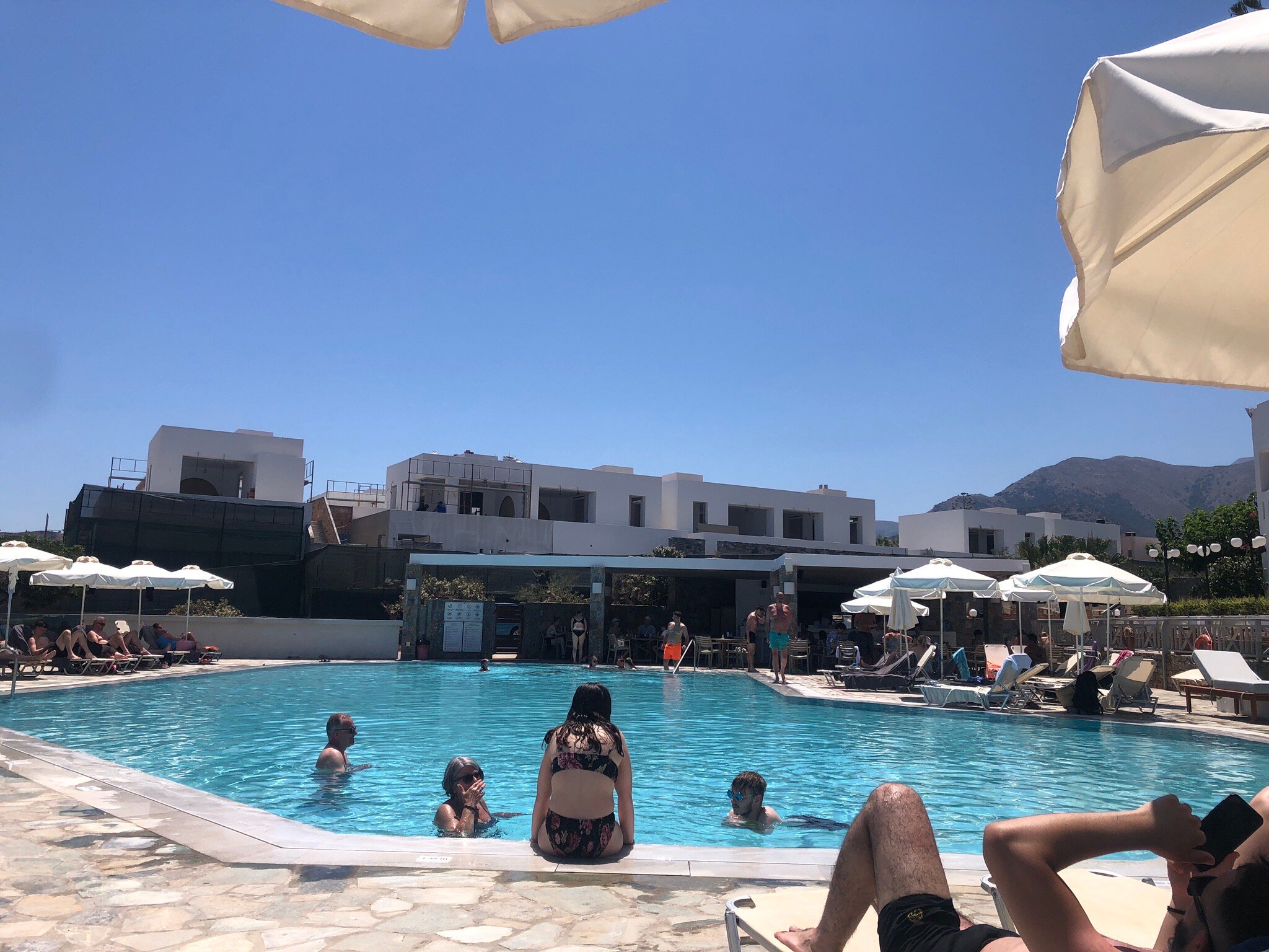 Maritimo Beach Hotel-官方
