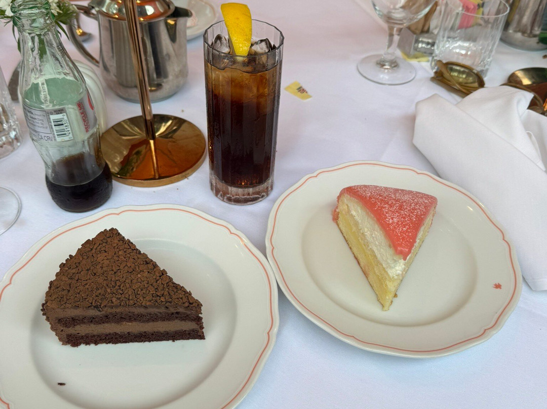 Sant Ambroeus East Hampton