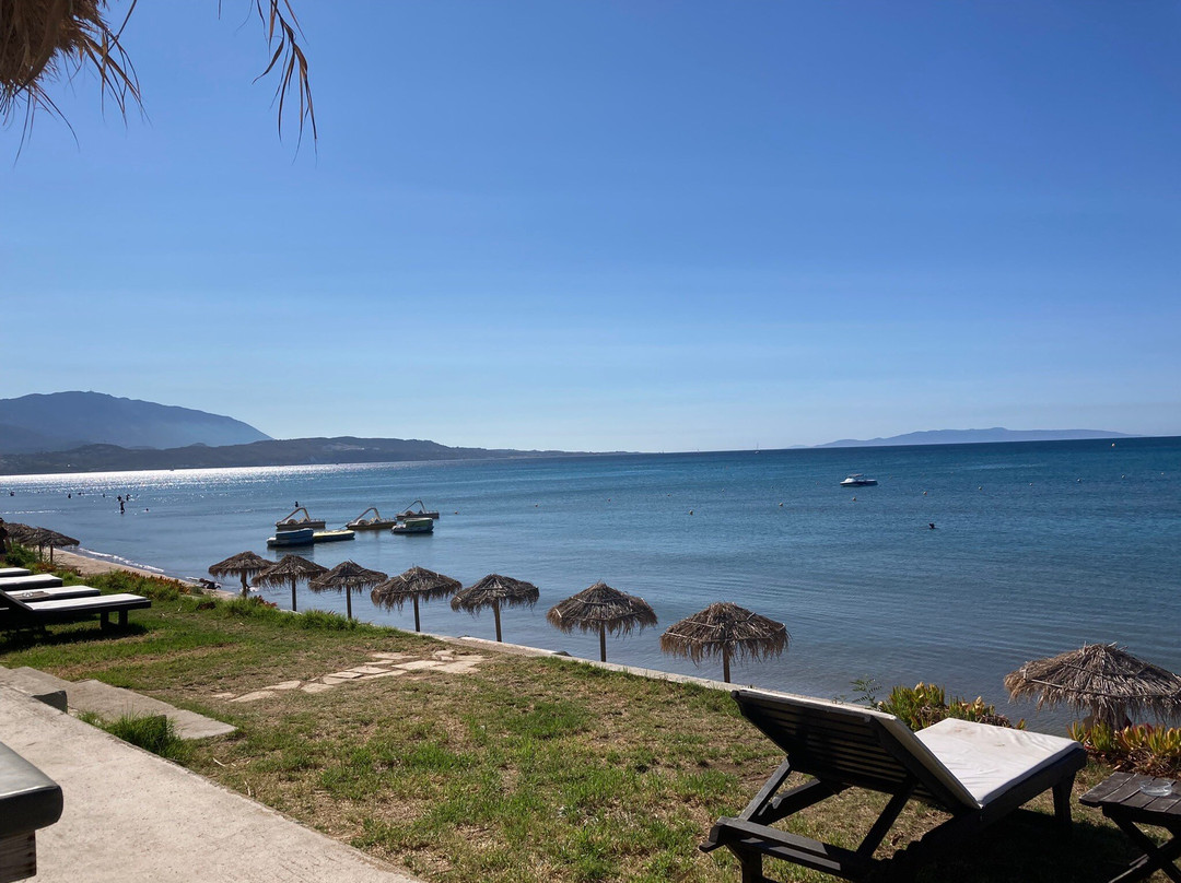 Xi Beach-Mantzavinata必去景点