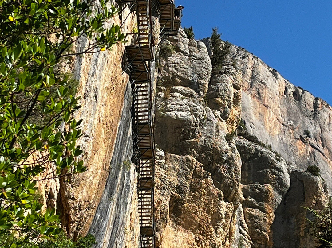 Kayaking Mont Rebei-Puente de Montanana必去景点