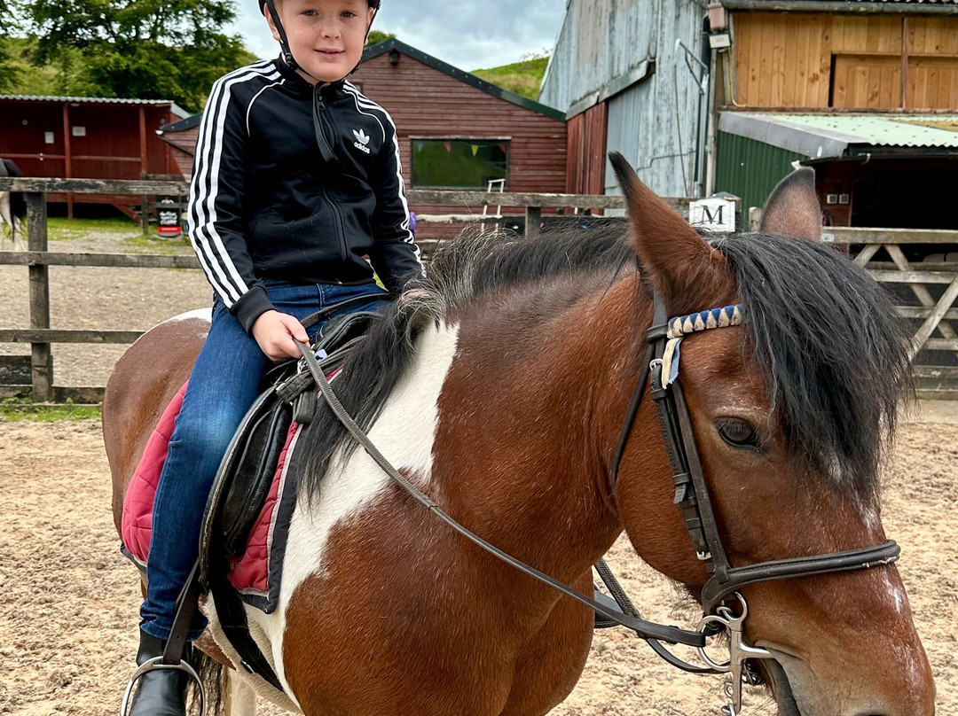 Harness Change At Cumbria Rural Academy Cic-Backbarrow必去景点