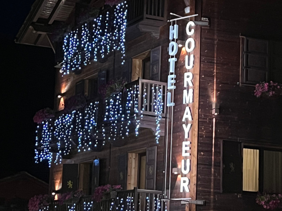 科马约尔酒店主图