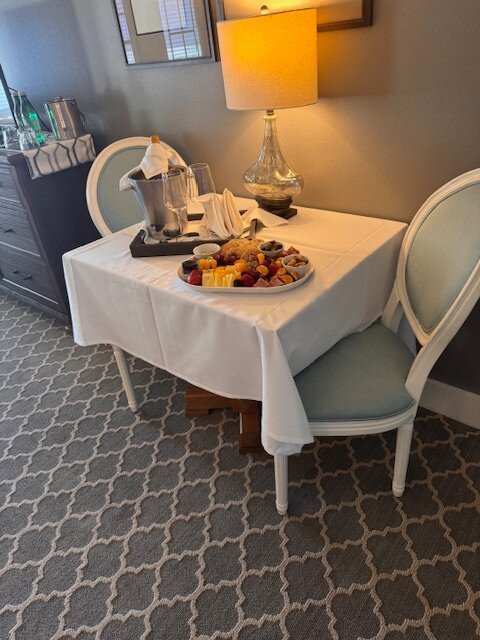 Lookout Point Lakeside Inn主图