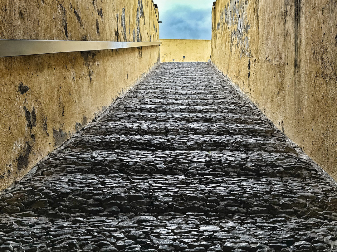 Fortaleza De São João Baptista Do Pico-沙尔必去景点
