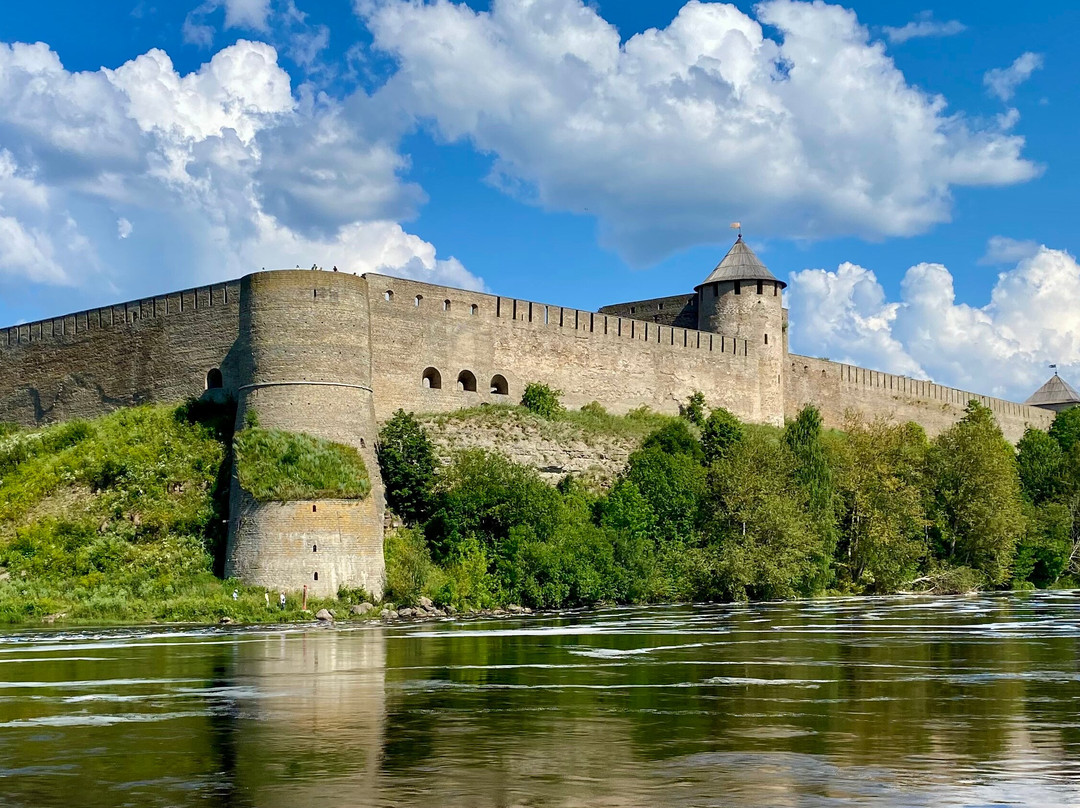 Narva River Promenade-纳尔瓦必去景点