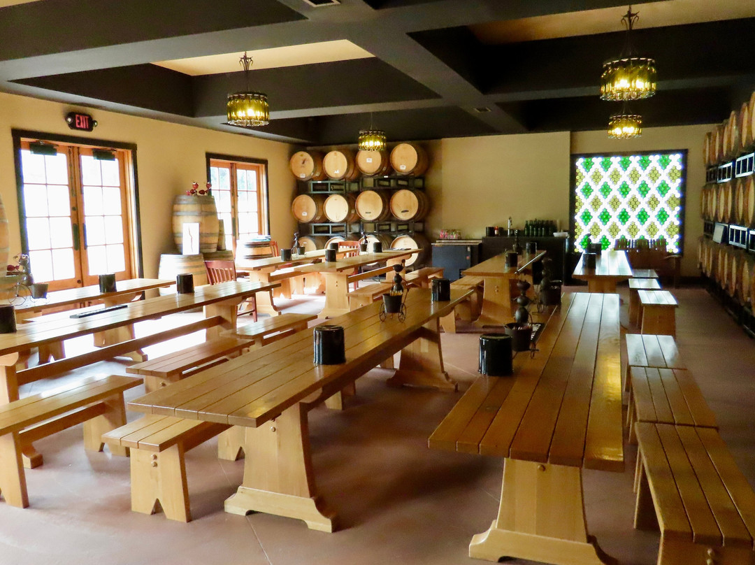 Magnus Ridge Winery-Rock Stream必去景点