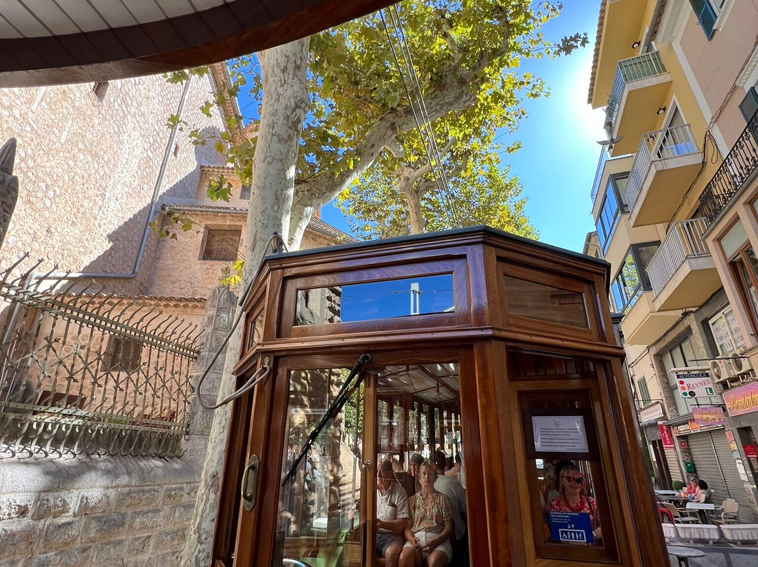 Tram de Sóller-索列尔港必去景点