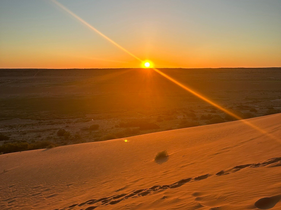 Big Red Tours-Birdsville必去景点