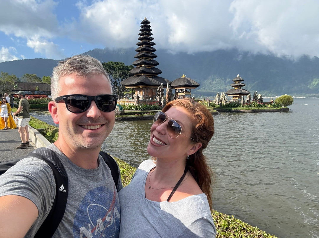 Lovina Transport Bali 007-罗威那海滩必去景点