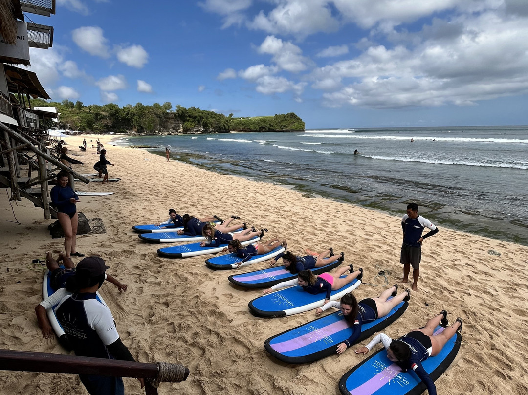Dawn Patrol Bali - Balangan Surf School-金巴兰必去景点