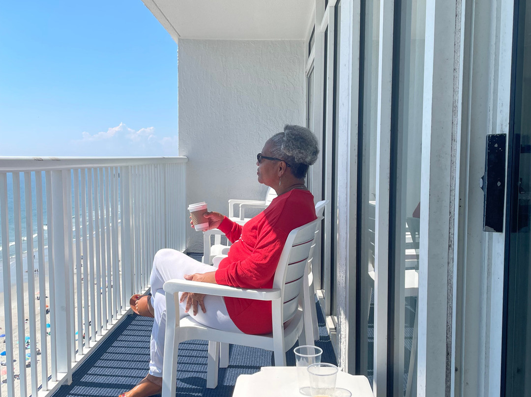 海滨度假酒店主图