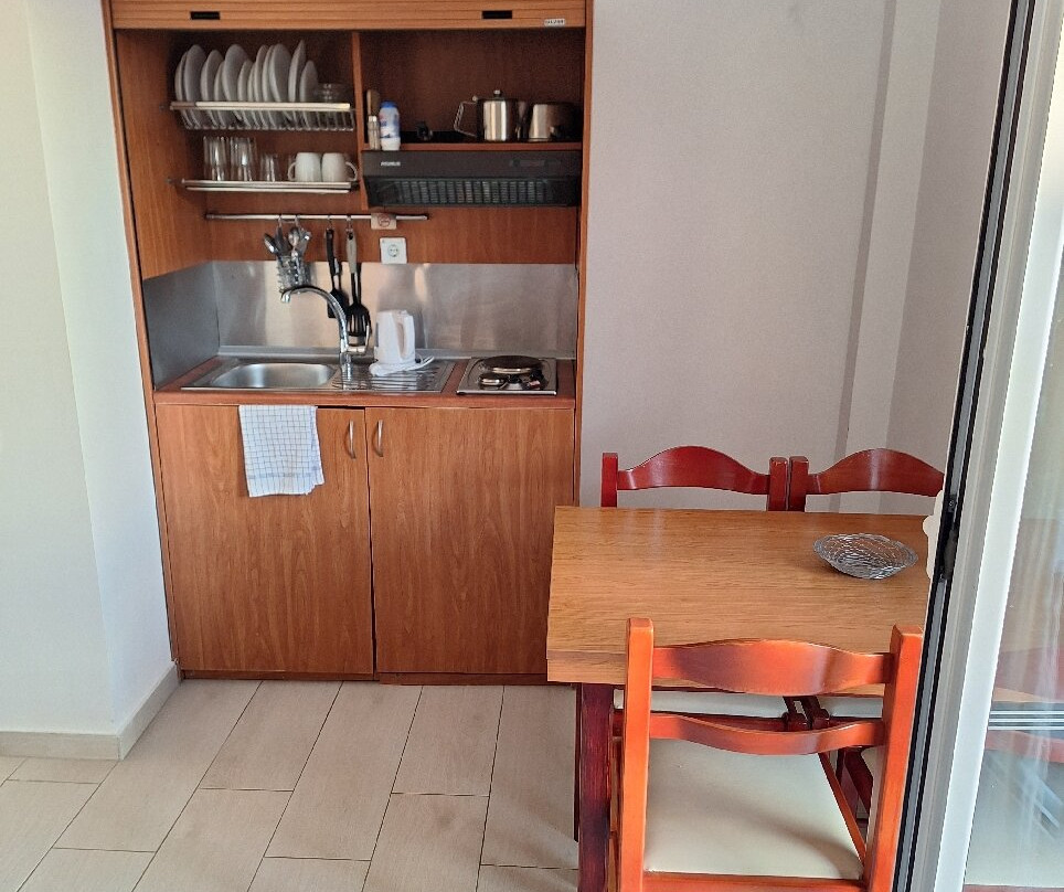 Caravel Apartment Hotel主图