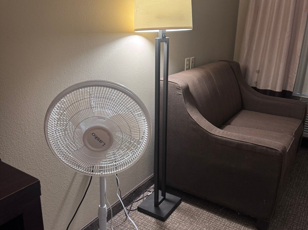 Days Inn & Suites by Wyndham Manheim Lebanon主图