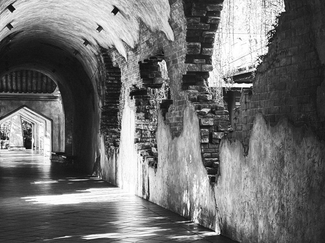 Golden Bridge Bana Hills Tours-岘港必去景点