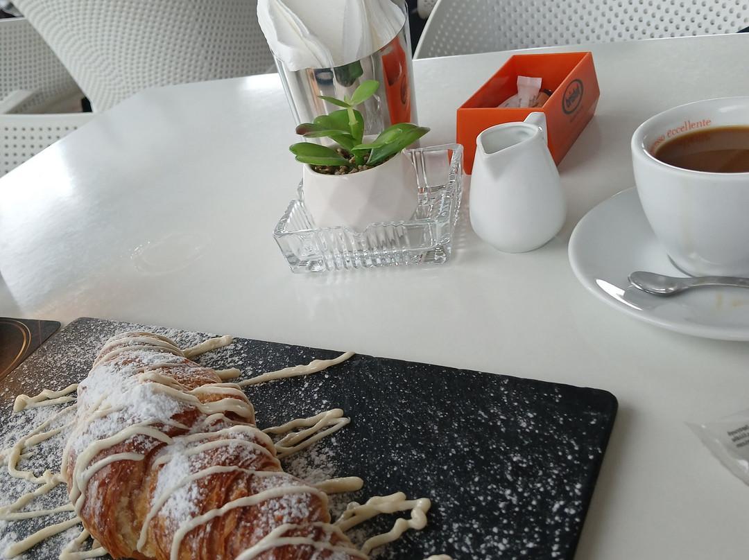 The Fountain Coffee Cocktails & More-Kavos必去景点