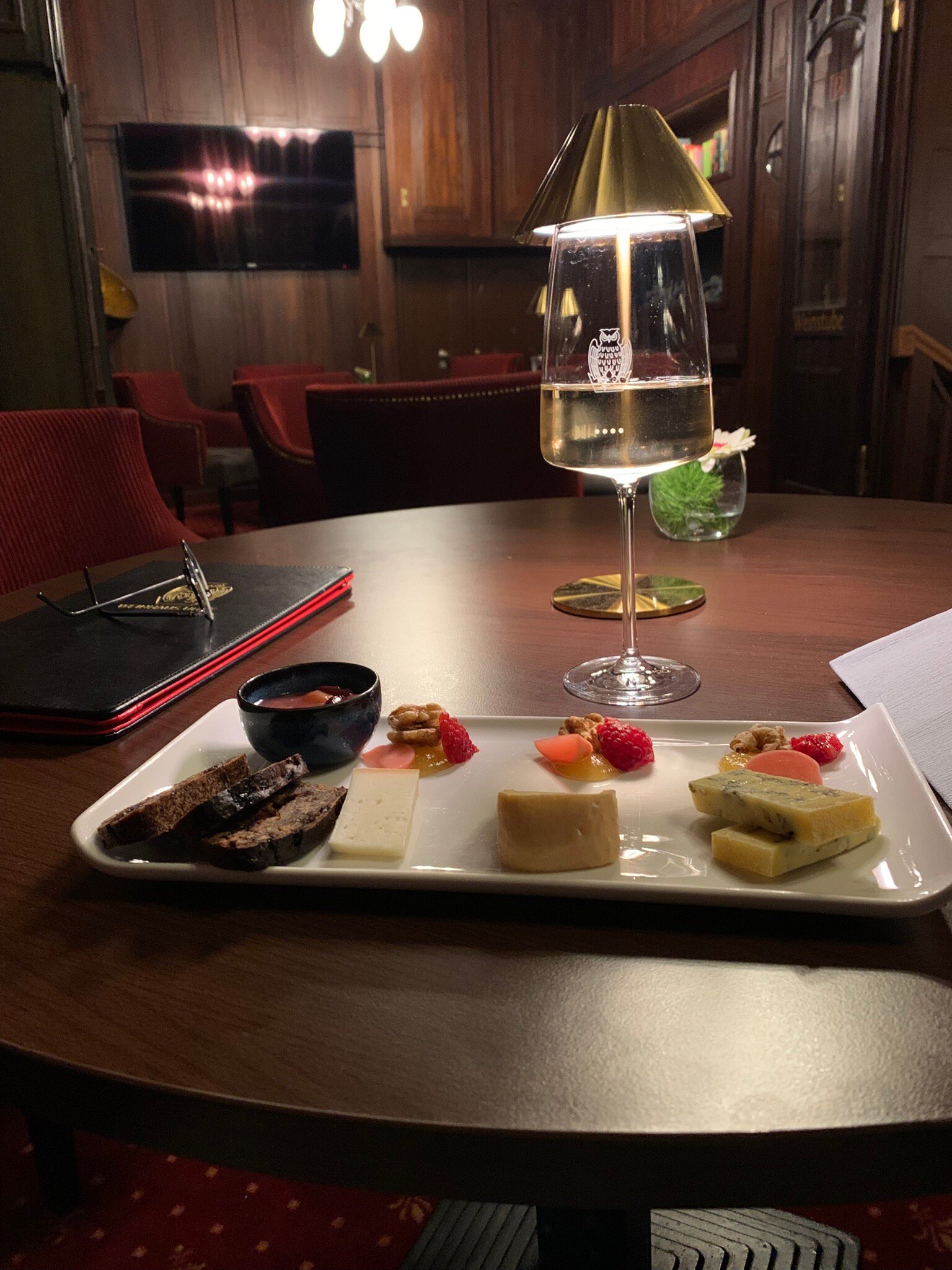 Weinhaus Uhle-官方