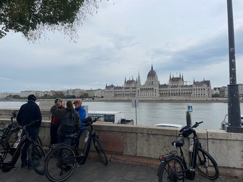 Buda Explorer Tours & Day Trips-布达佩斯必去景点