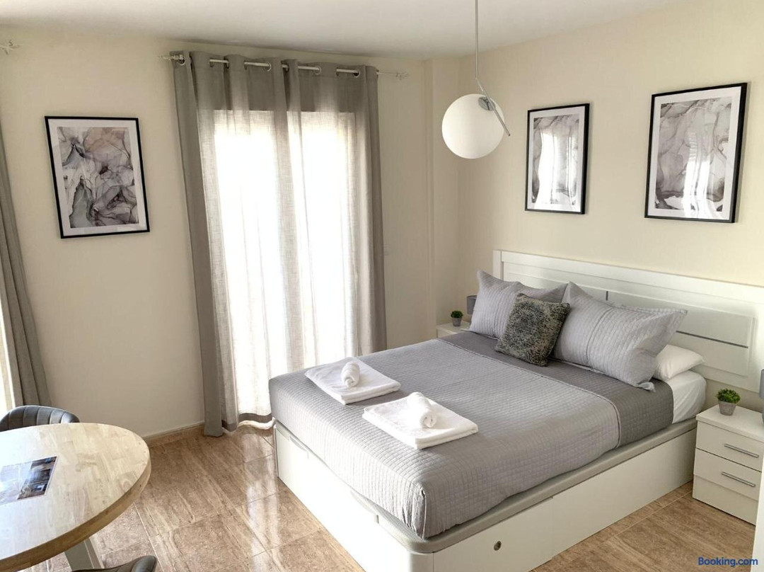 Apartamentos Hernan Cortes