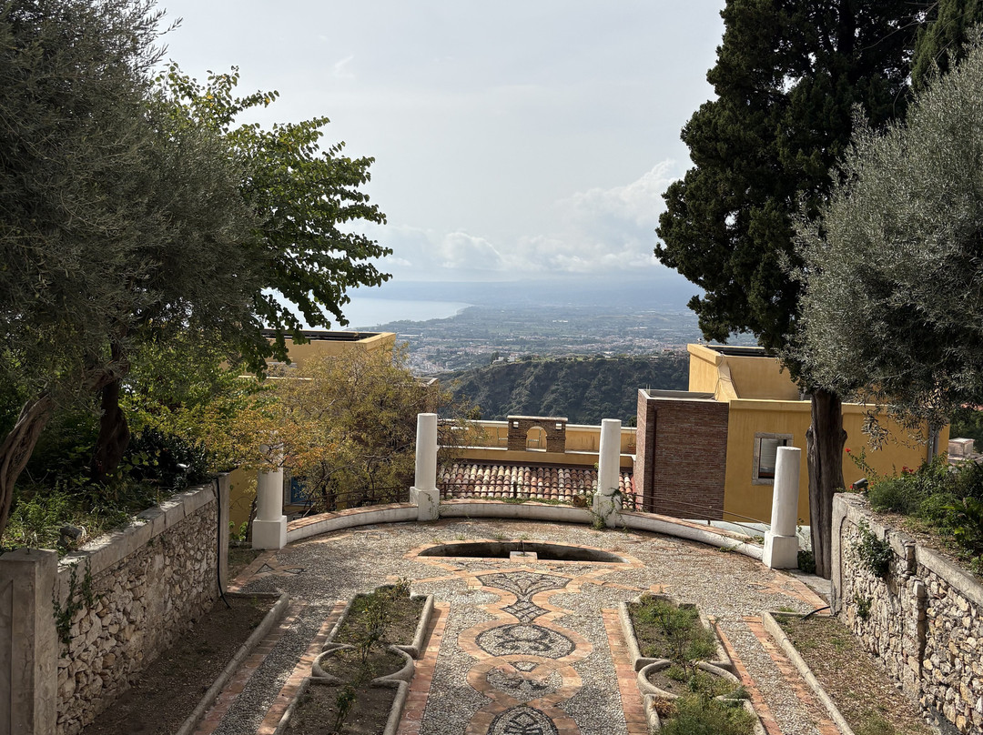 Casa Cuseni-陶尔米纳必去景点