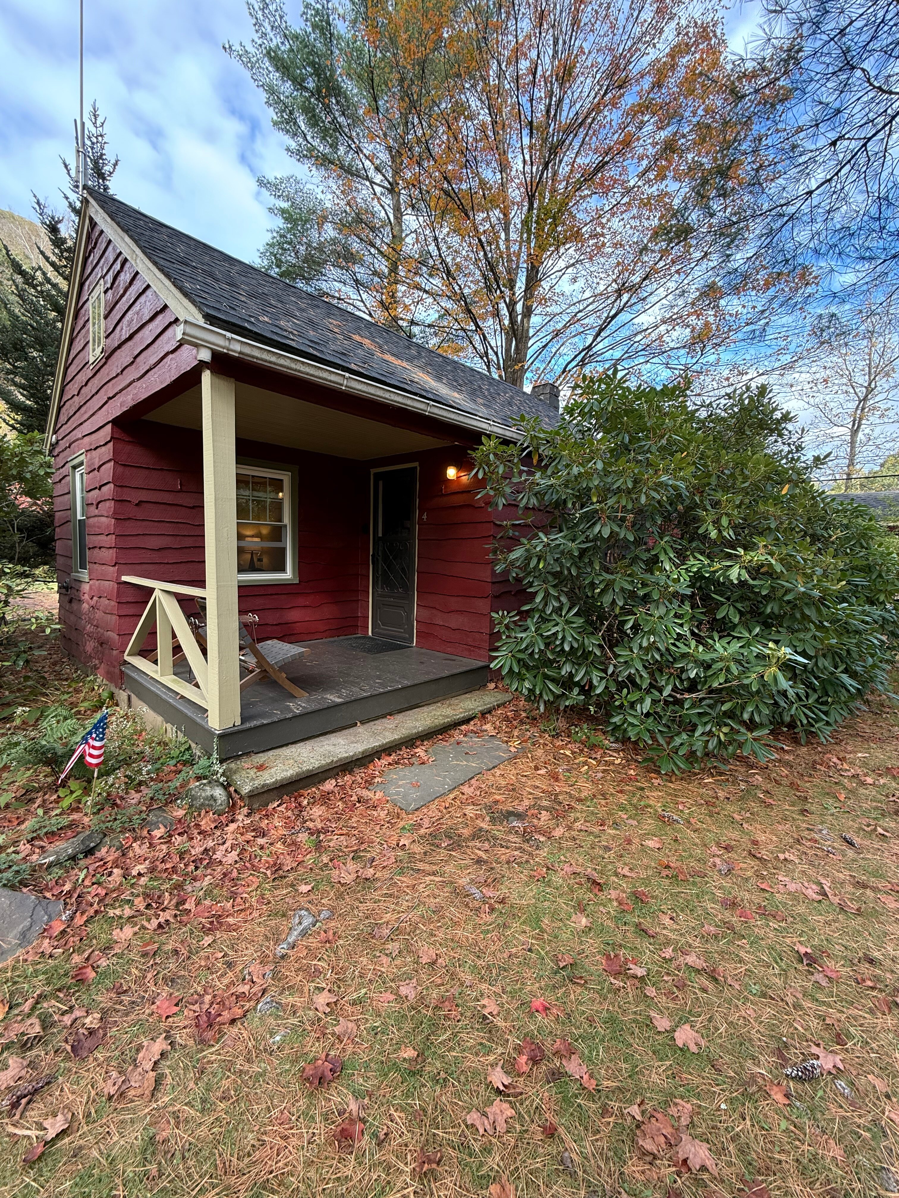 Phoenicia Lodge-官方