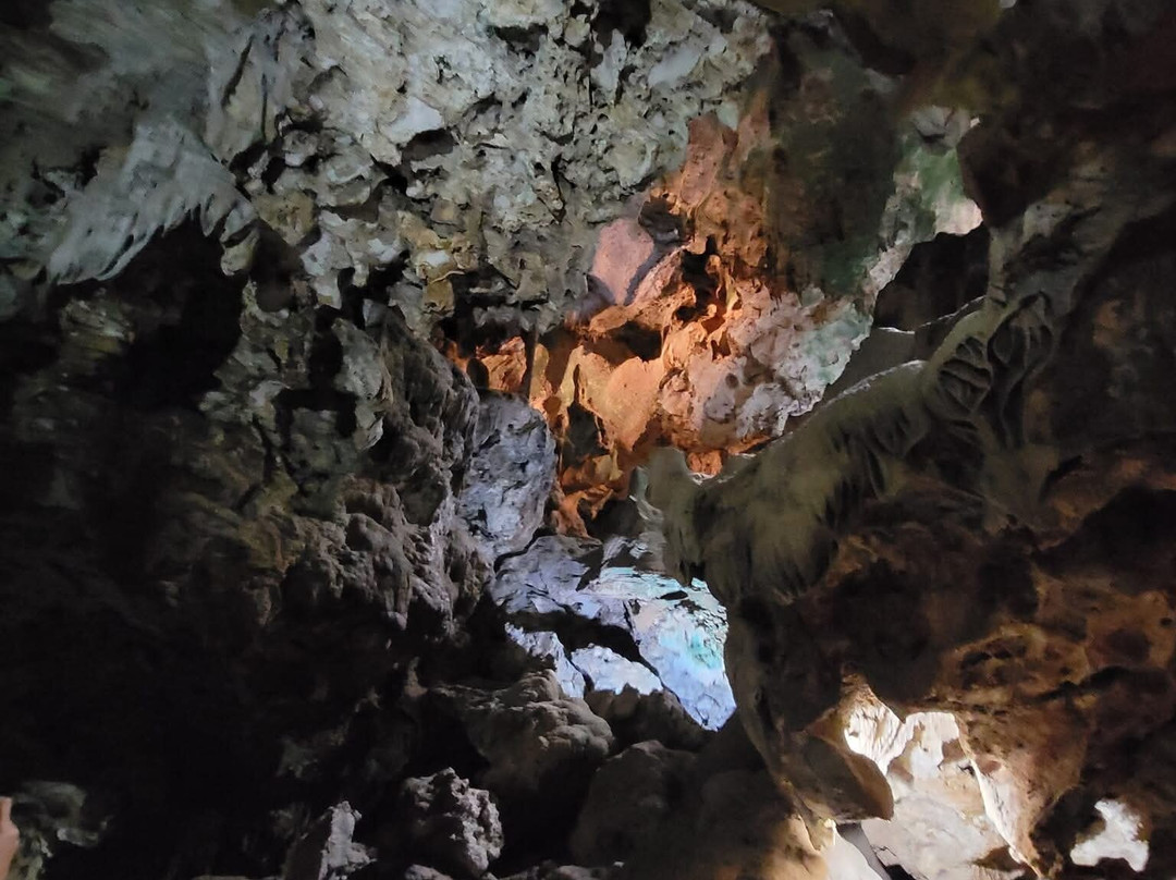 Hato Caves-威廉斯塔德必去景点