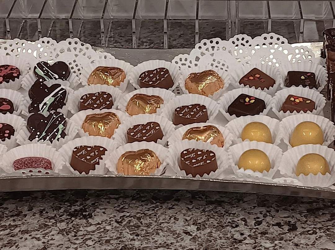 Stuzzi Cafe & Sweetshop