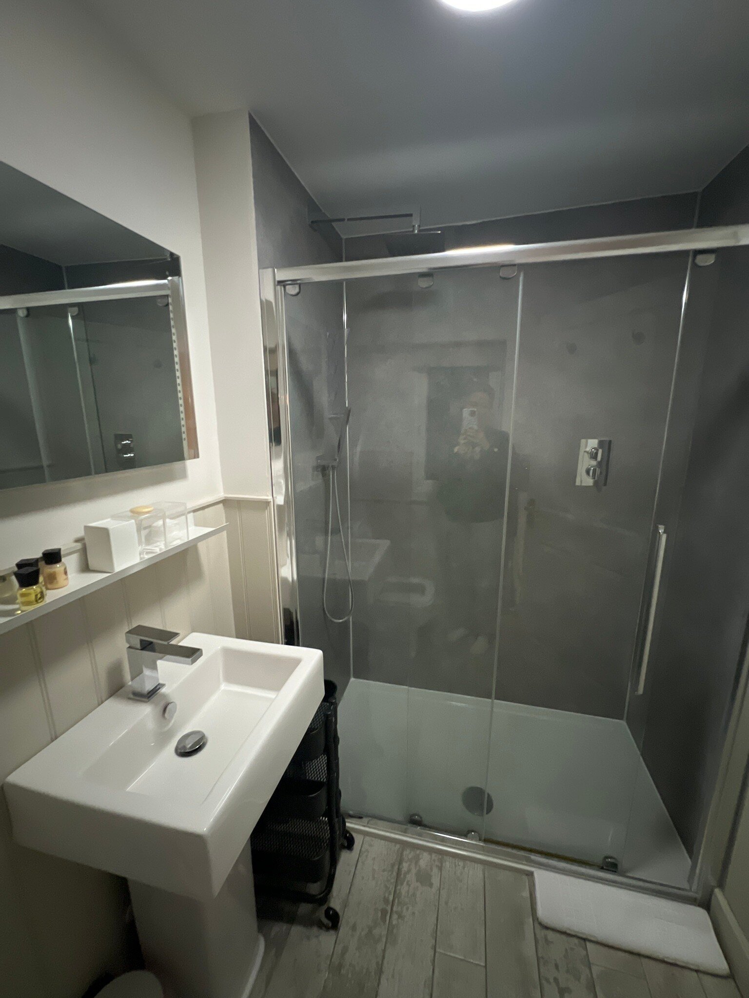 The Beach House-官方