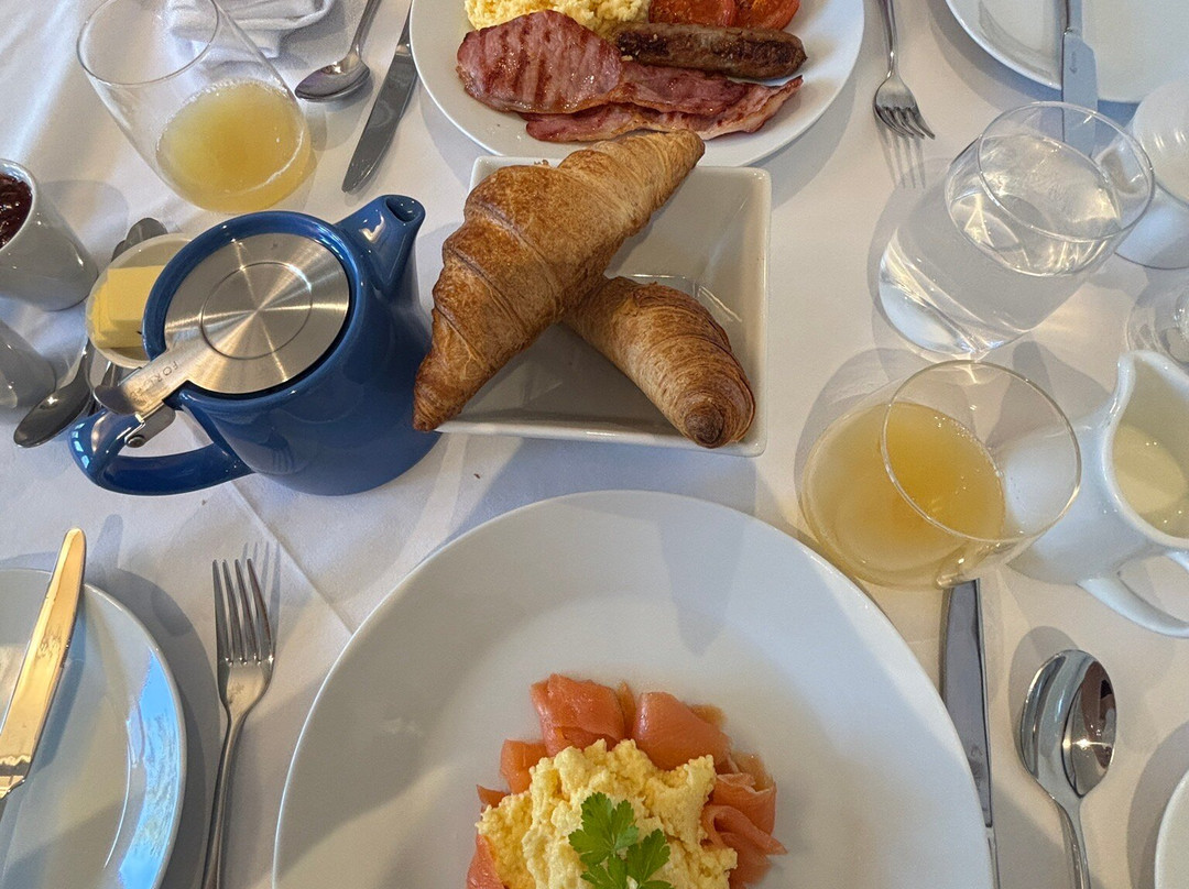 The Bosham Boathouse主图