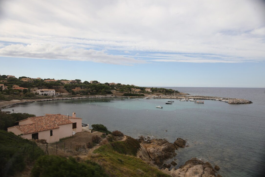 Port de San Damiano-Algajola必去景点