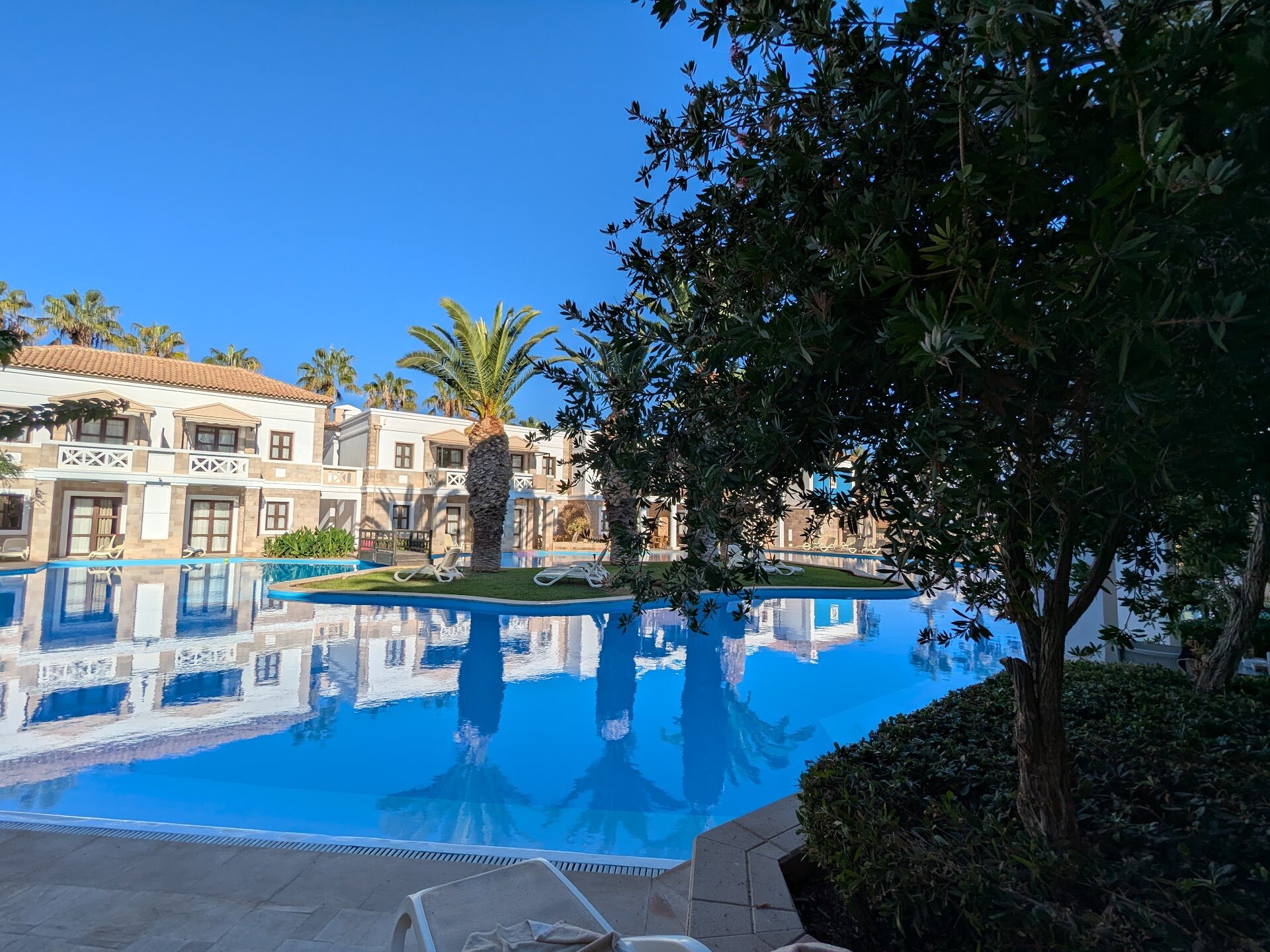 Mitsis Royal Mare Thalasso Resort-泳池