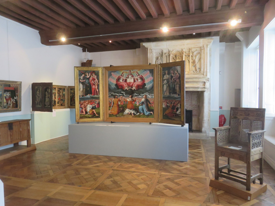 Musee Vauluisant-特鲁瓦必去景点