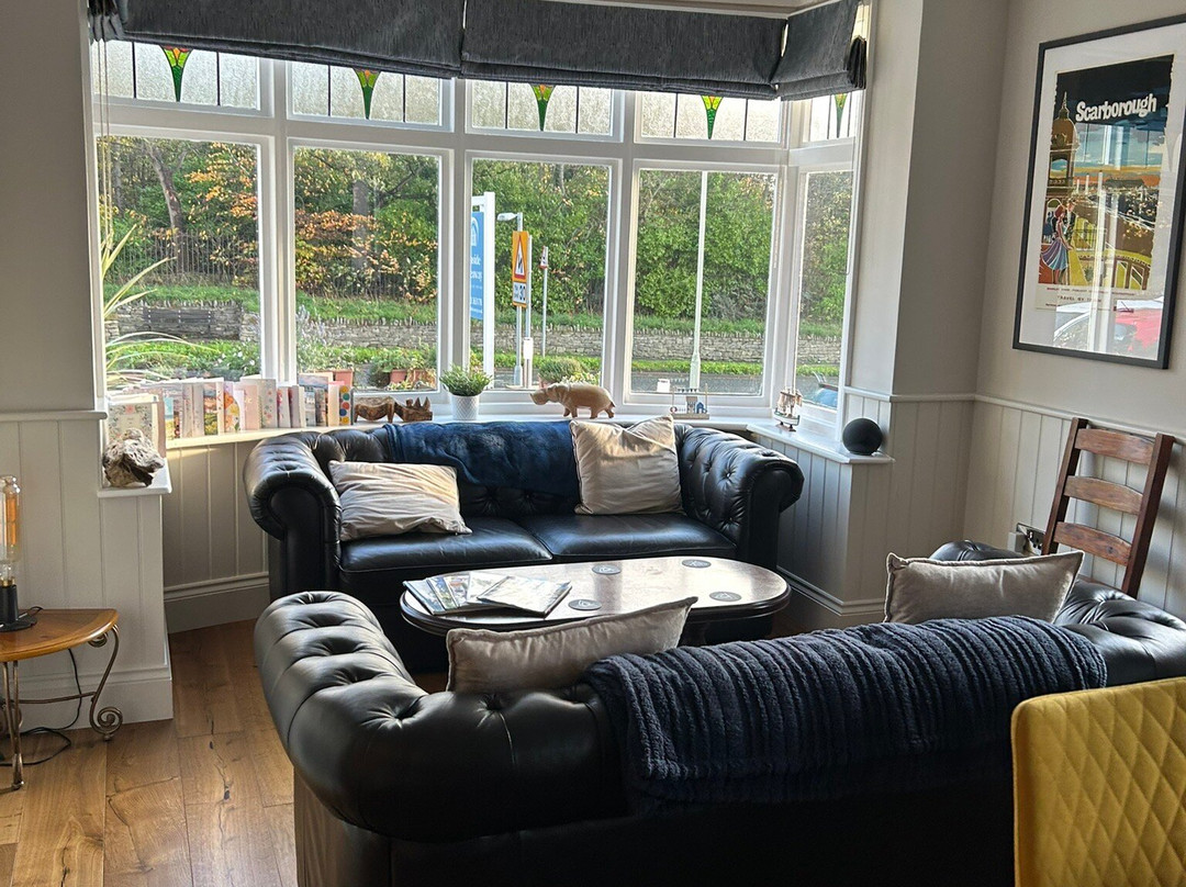 Alexander Hotel - Seaside Hideaway主图