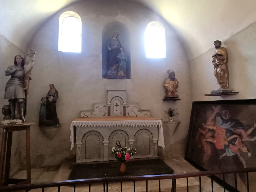 Eglise Saint-Michel-Roussillon必去景点