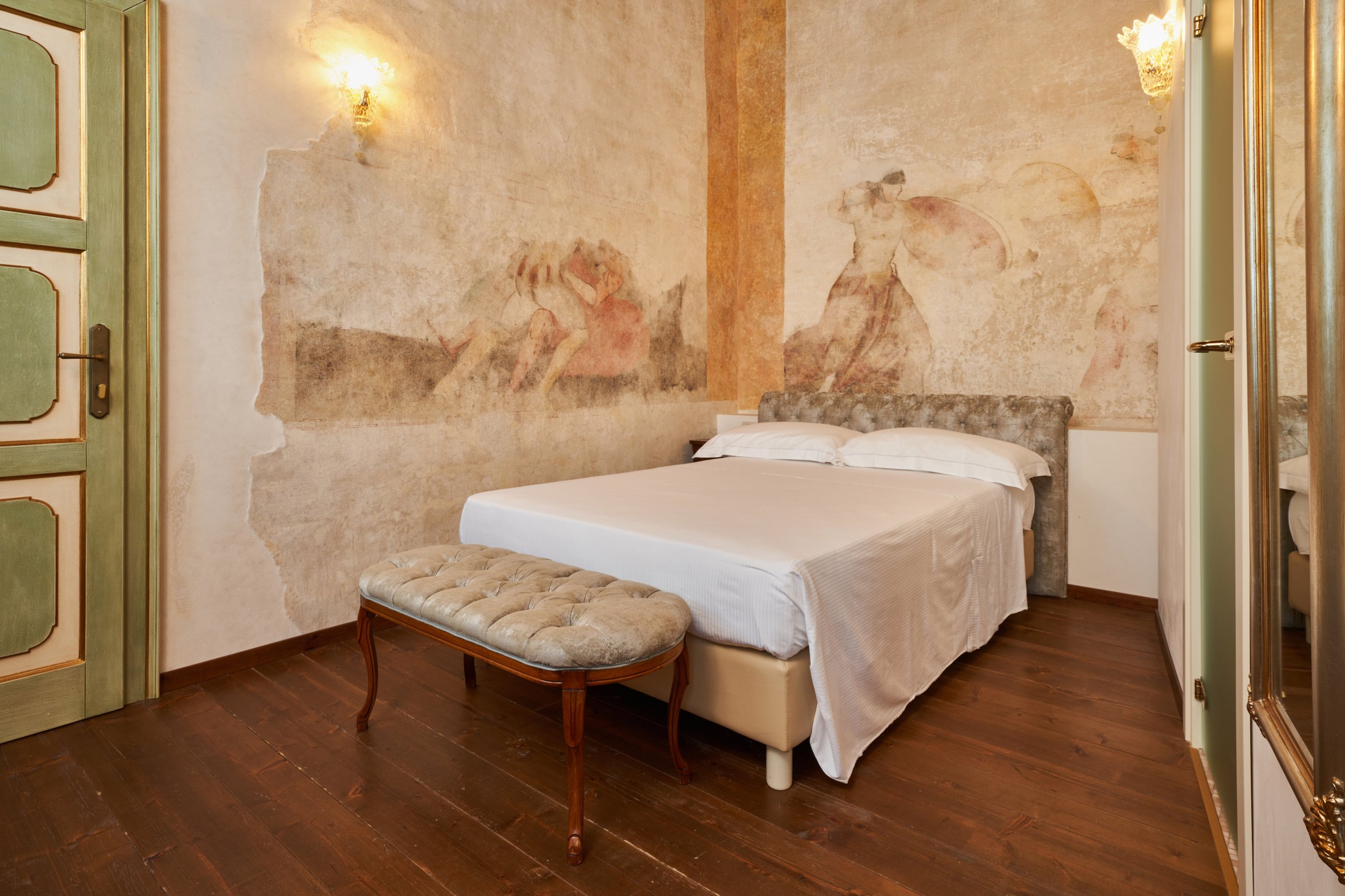 察赞恩马丁酒店-客卧