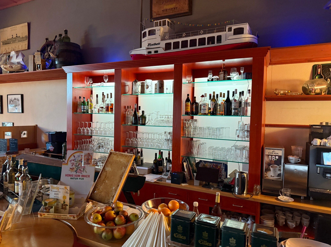 Storkau酒店住宿-Bootshaus Weissenfels