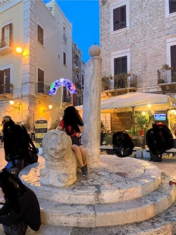 Colonna della giustizia-巴里必去景点