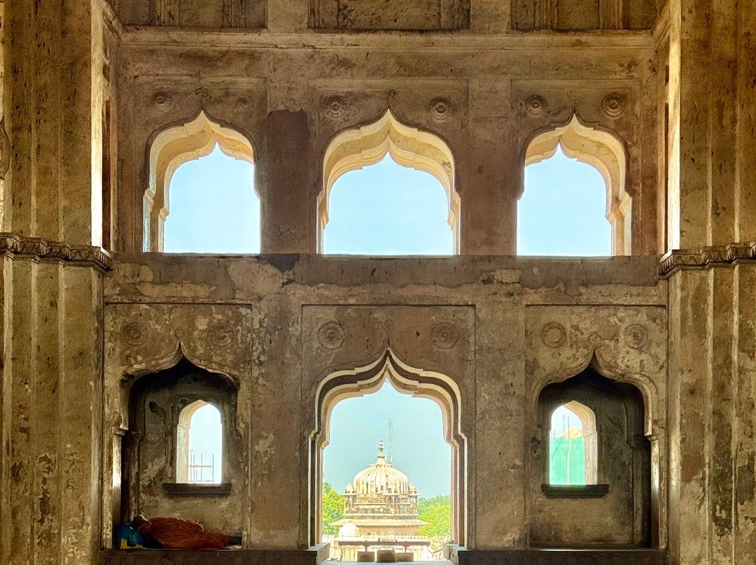 Chaturbhuj Temple-欧恰必去景点